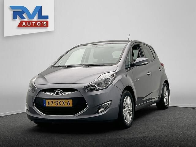 Grijs Occasion 2011 Hyundai ix20 Hatchback | € 6.750 (Eerlijke prijs) - Afbeelding 1/4