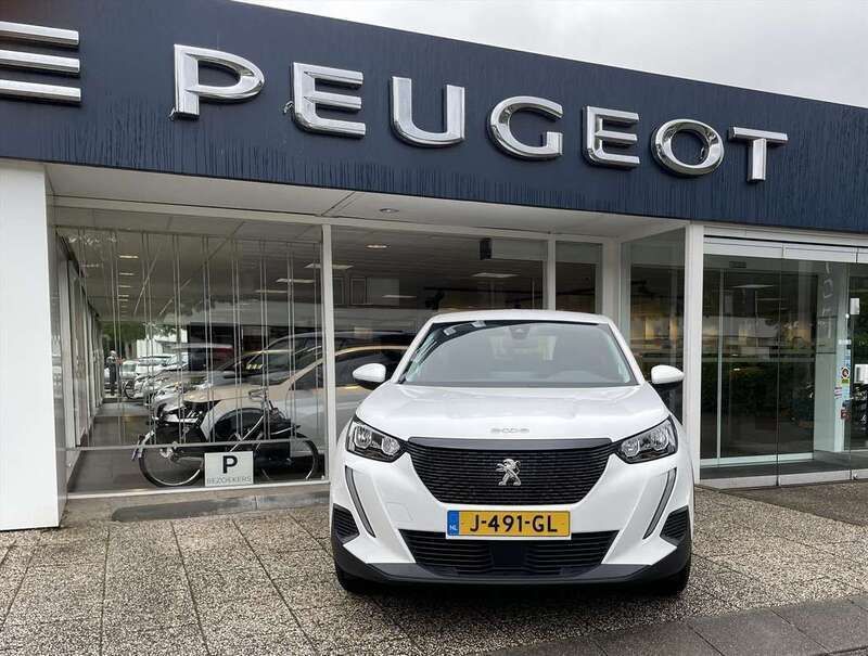 Wit Gebruikt 2020 Peugeot 2008 SUV | € 16.250 (Eerlijke prijs) - Afbeelding 1/4