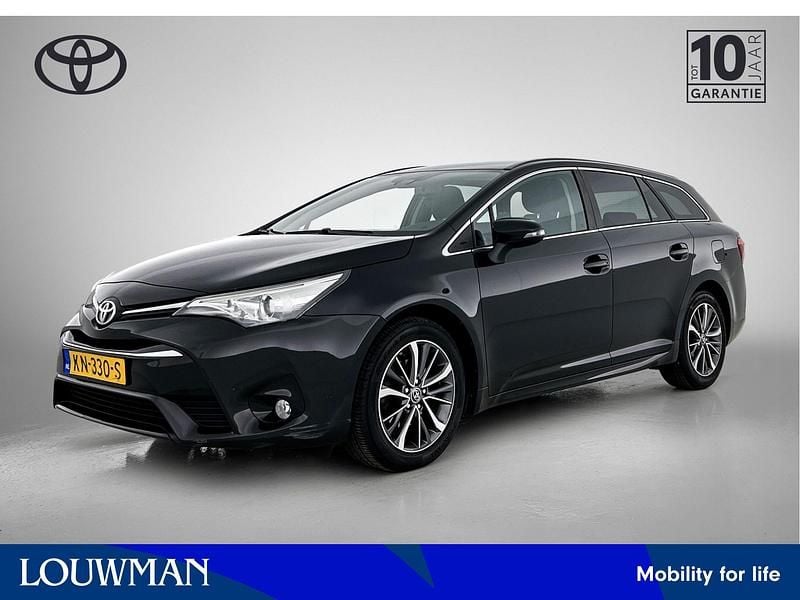 Zwart metallic Gebruikt 2016 Toyota Avensis Stationwagen | € 15.900 (Eerlijke prijs) - Afbeelding 1/3