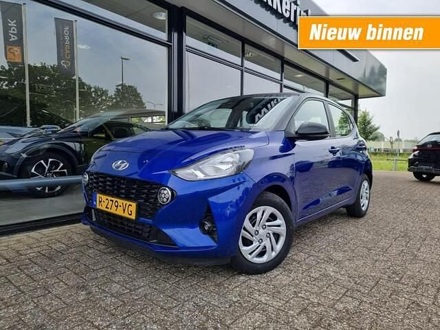 Blauw Gebruikt 2023 Hyundai i10 Comfort Hatchback | € 15.885 (Eerlijke prijs) - Afbeelding 1/4