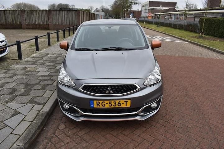 Occasion Mitsubishi Space Star 71 PK (52 kW) 2017 Grijs Hatchback