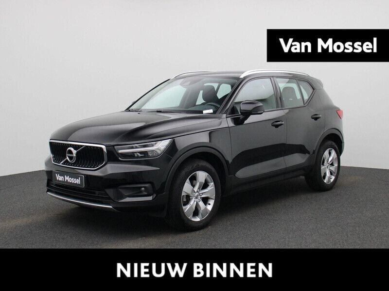 Zwart Gebruikt 2021 Volvo XC40 Business Edition SUV | € 32.400 (Eerlijke prijs) - Afbeelding 1/4
