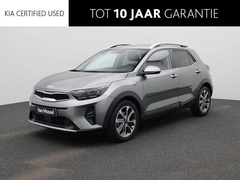 Grijs Gebruikt 2024 Kia Stonic SUV | € 26.400 (Duur) - Afbeelding 1/2
