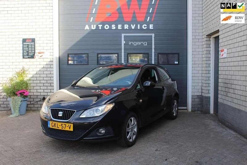 Zwart, metallic lak Gebruikt 2011 Seat Ibiza SC Sport Hatchback | € 4.995 (Goede deal) - Afbeelding 1/4