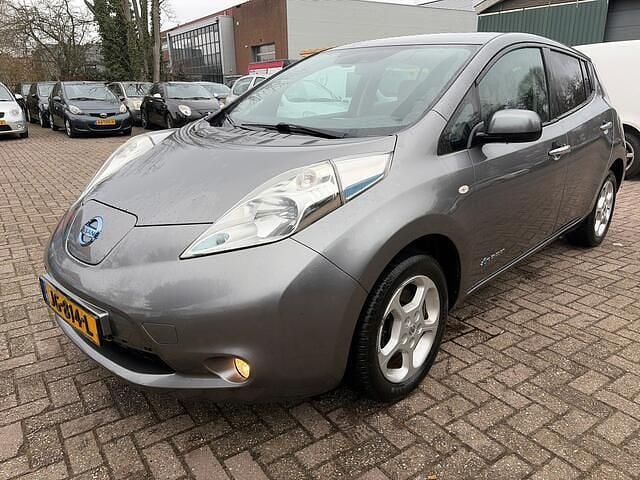 Grijs Occasion 2016 Nissan Leaf Acenta Hatchback | € 3.250 (Eerlijke prijs) - Afbeelding 1/4