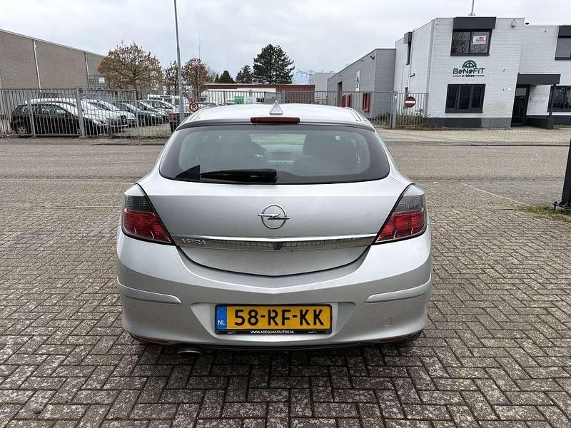 Occasion Opel Astra Sport 125 PK (91 kW) 2005 Grijs Coupé