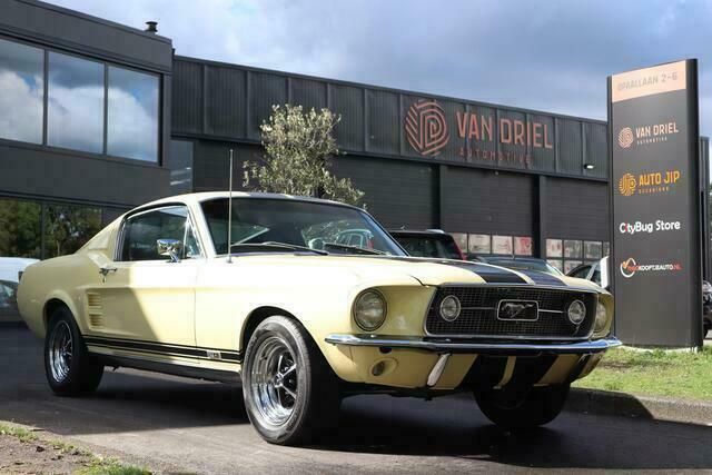 Geel Gebruikt 1967 Ford Mustang GT Fastback Coupé | € 79.950 - Afbeelding 1/4