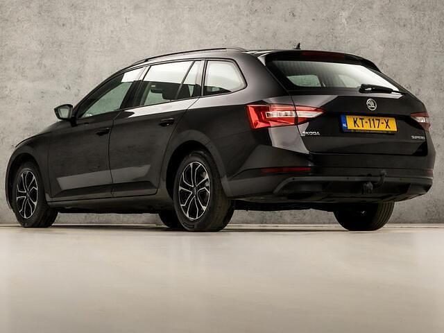 Occasion Skoda Superb Sport 120 PK (88 kW) 2016 Zwart (metallic) Stationwagen