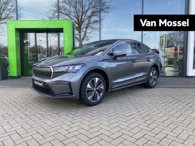 Grijs Gebruikt 2023 Skoda Enyaq iV Business Line SUV | € 39.900 (Iets duurder) - Afbeelding 1/4