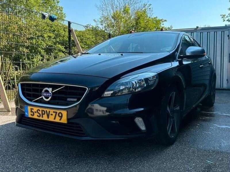 Zwart Gebruikt 2013 Volvo V40 R-Design Stationwagen | € 8.250 (Eerlijke prijs) - Afbeelding 1/3