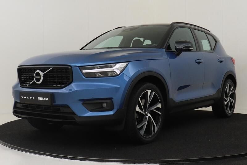Blauw Gebruikt 2018 Volvo XC40 R-Design SUV | € 28.490 (Eerlijke prijs) - Afbeelding 1/4