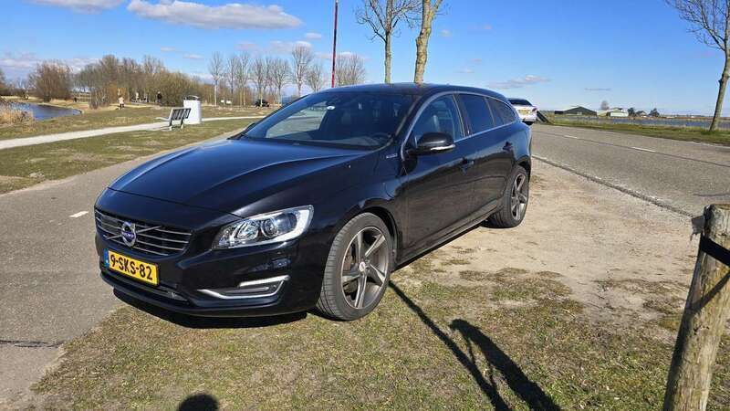 Gebruikt 2013 Volvo V60 Summum Stationwagen | € 11.000 (Iets duurder) - Afbeelding 1/4