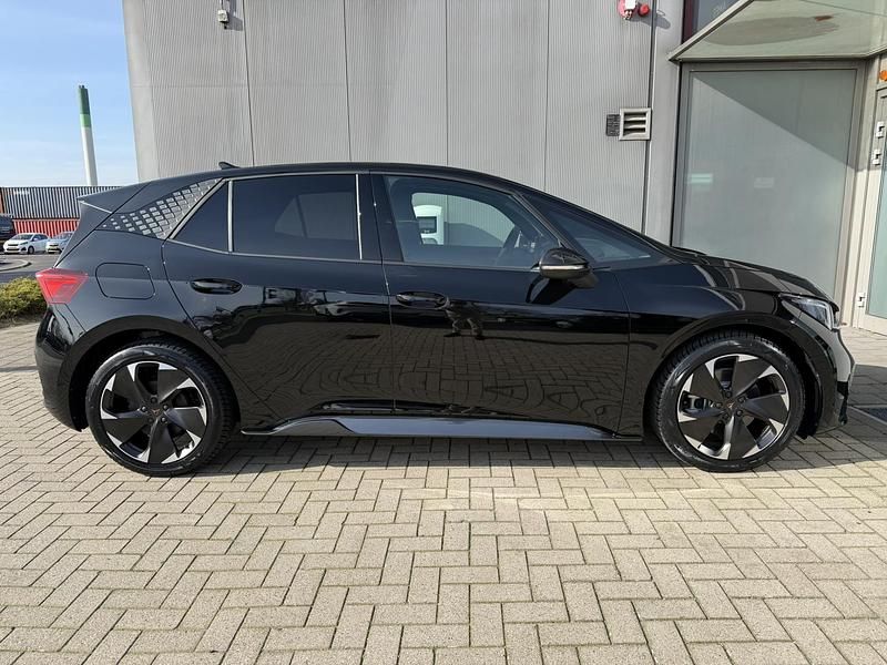 Nieuw Cupra Born Limited Edition 169 kW (231 PK) 2026 Zwart Hatchback