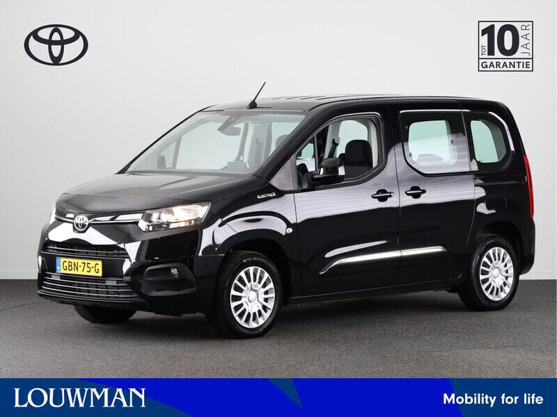 Zwart Gebruikt 2024 Toyota Proace Verso City Stationwagen | € 34.950 (Iets duurder) - Afbeelding 1/3