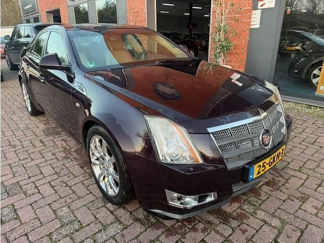 Zwart Gebruikt 2008 Cadillac CTS Sedan | € 8.900 - Afbeelding 1/4