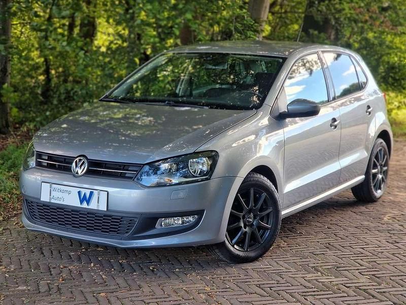 Grijs Gebruikt 2010 VW Polo Team Hatchback | € 6.775 (Eerlijke prijs) - Afbeelding 1/4
