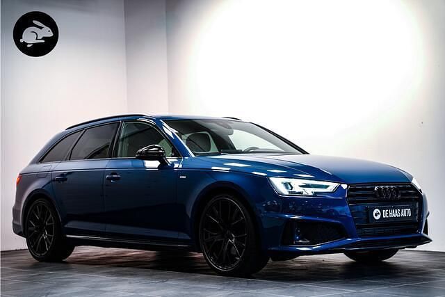 Blauw Gebruikt 2019 Audi A4 Black Edition Stationwagen | € 29.900 (Iets duurder) - Afbeelding 1/4