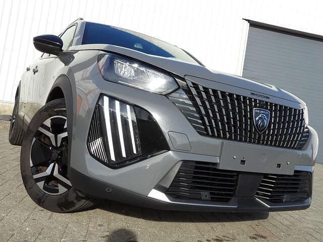 Grijs Gebruikt 2024 Peugeot 2008 Allure SUV | € 20.850 (Super prijs) - Afbeelding 1/4