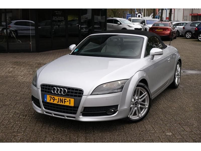 Grijs Gebruikt 2008 Audi TT Cabriolet | € 9.950 (Goede deal) - Afbeelding 1/4