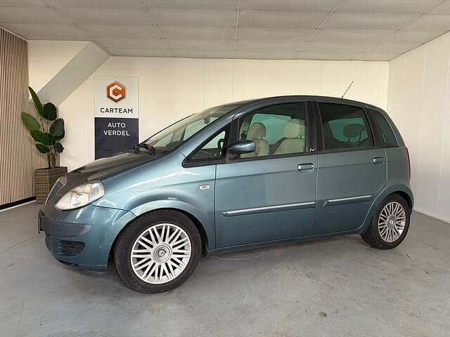 Groen (metallic) Gebruikt 2005 Lancia Musa MPV | € 2.750 (Iets duurder) - Afbeelding 1/4