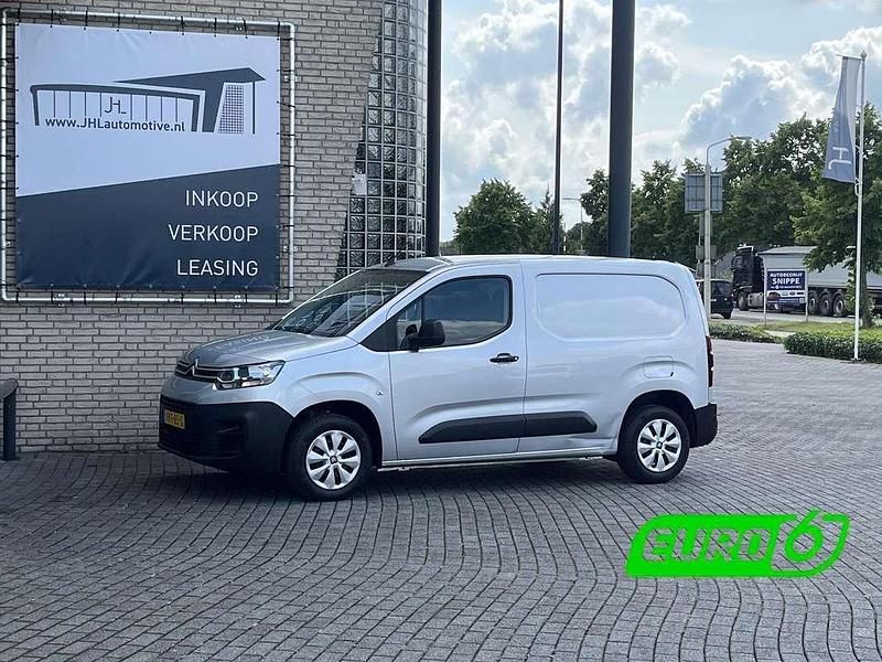 Grijs Gebruikt 2021 Citroën Berlingo MPV | € 8.200 (Super prijs) - Afbeelding 1/4