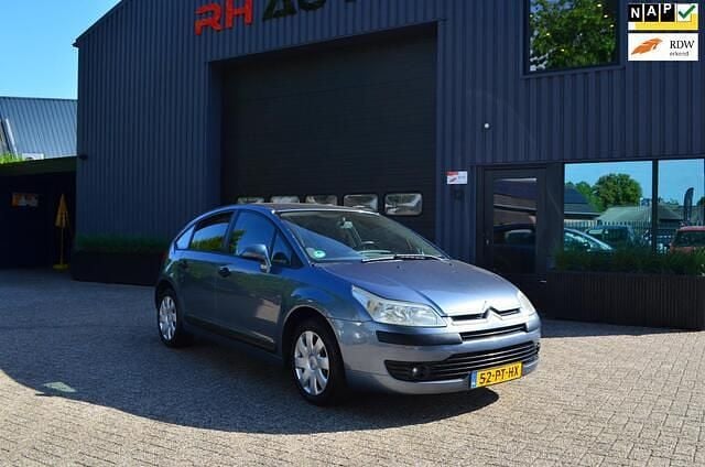 Grijs Gebruikt 2004 Citroën C4 Prestige Hatchback | € 1.450 (Iets duurder) - Afbeelding 1/4