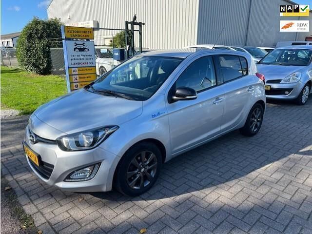 Grijs Gebruikt 2014 Hyundai i20 GO! Hatchback | € 3.450 (Eerlijke prijs) - Afbeelding 1/4