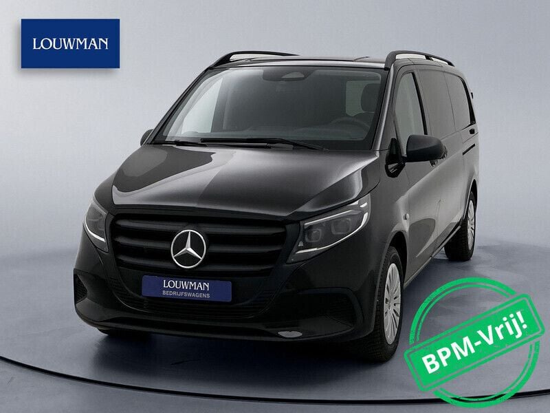 Zwart Nieuw 2024 Mercedes Vito MPV | € 55.245 (Goede deal) - Afbeelding 1/3