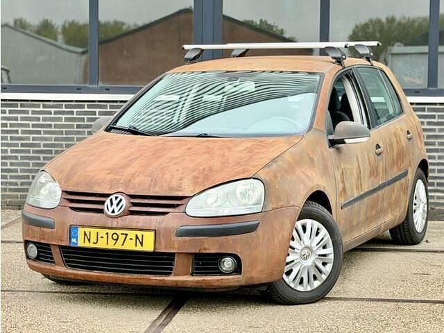 Occasion VW Golf IV Sportline 116 PK (85 kW) 2003 Bruin Hatchback