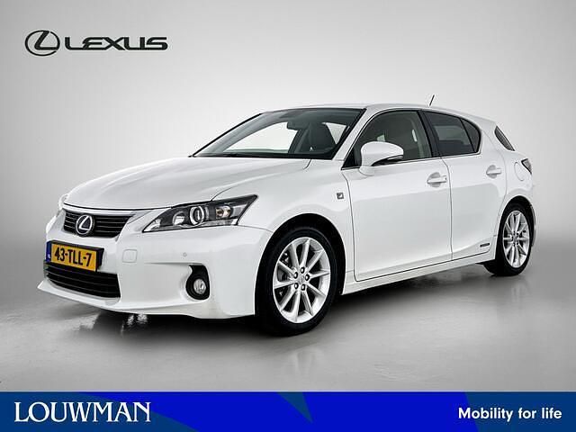 Wit, metallic lak Gebruikt 2012 Lexus CT200h Business Edition Hatchback | € 14.950 (Iets duurder) - Afbeelding 1/3