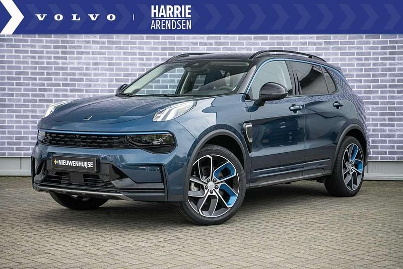 Blauw, metallic lak Gebruikt 2023 Lynk & Co 01 SUV | € 27.899 (Eerlijke prijs) - Afbeelding 1/2