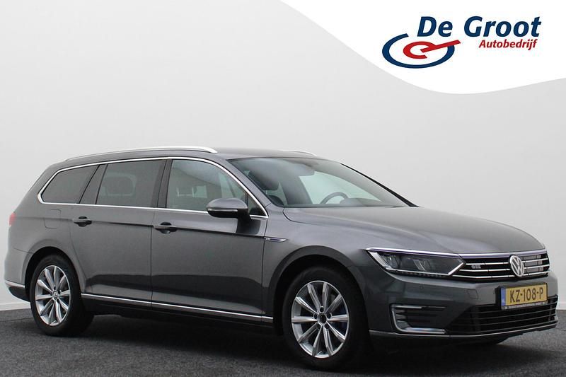 Grijs Gebruikt 2016 VW Passat GTE Stationwagen | € 15.950 (Eerlijke prijs) - Afbeelding 1/4