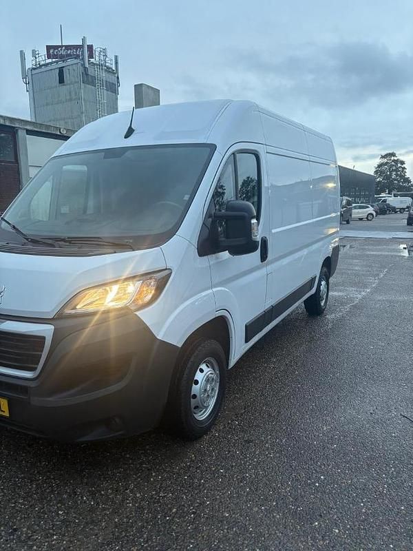 Gebruikt 2021 Peugeot Boxer S Van | € 12.750 (Goede deal) - Afbeelding 1/4