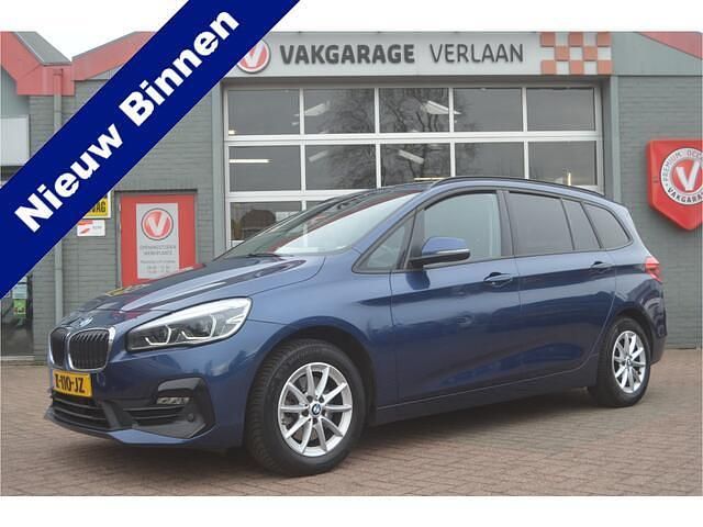 Blauw Occasion 2021 BMW 218 Executive Stationwagen | € 19.500 (Goede deal) - Afbeelding 1/4