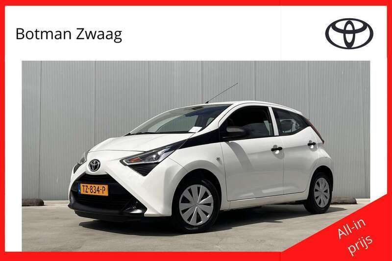 Wit Gebruikt 2018 Toyota Aygo Hatchback | € 9.499 (Eerlijke prijs) - Afbeelding 1/4