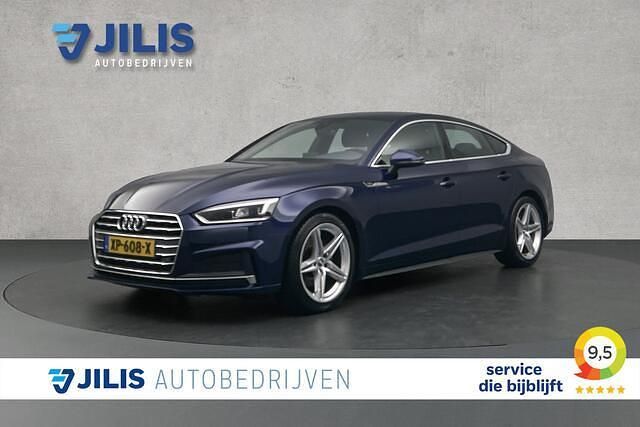 Blauw, metallic lak Gebruikt 2019 Audi A5 Sportback S-Line Hatchback | € 23.950 (Eerlijke prijs) - Afbeelding 1/3