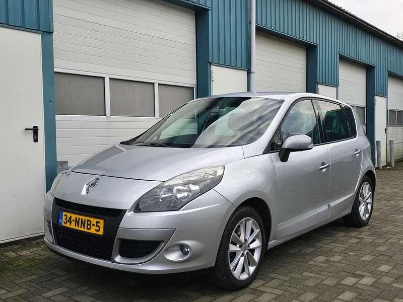 Occasion Renault Scénic 140 PK (102 kW) 2010 Zilver MPV