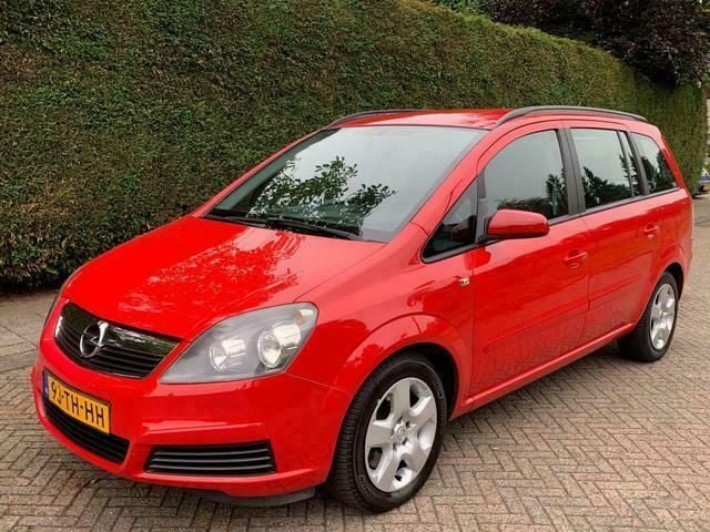 Occasion Opel Zafira Enjoy 120 PK (88 kW) 2006 Rood MPV