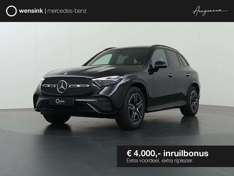Zwart Nieuw 2025 Mercedes GLC400d Sport Edition SUV | € 91.950 - Afbeelding 1/4