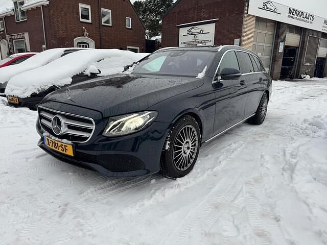 Occasion Mercedes 220 Premium Plus 194 PK (142 kW) 2017 Groen Stationwagen