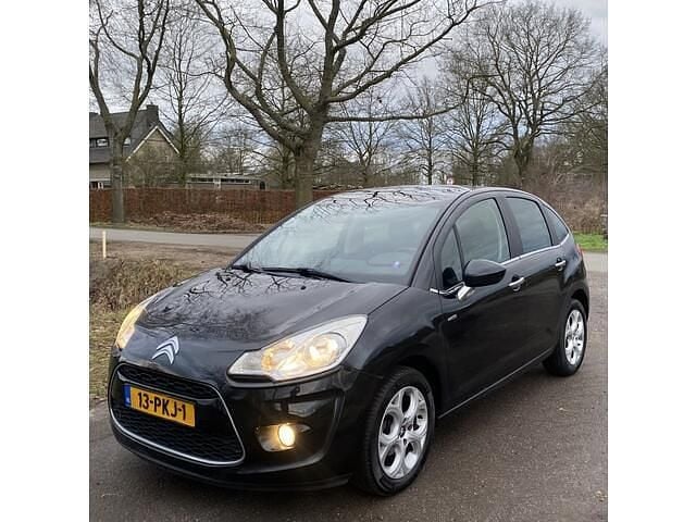 Zwart (metallic) Occasion 2010 Citroën C3 Exclusive Hatchback | € 1.650 (Goede deal) - Afbeelding 1/4