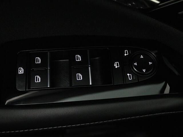 Nieuw Mazda CX-30 Exclusive-Line 187 PK (137 kW) 2025 Machine grey (grijs metallic) SUV