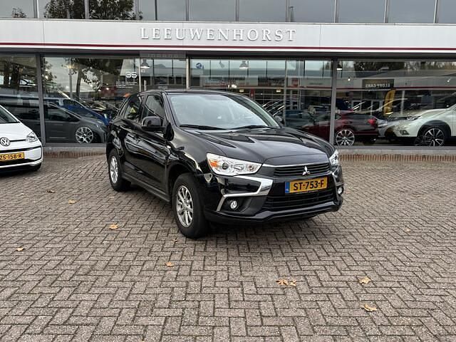 Zwart Gebruikt 2018 Mitsubishi ASX SUV | € 15.950 (Eerlijke prijs) - Afbeelding 1/4