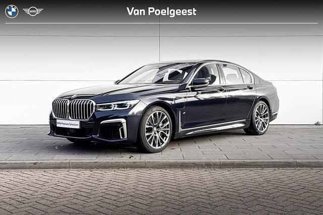 Zwart Gebruikt 2019 BMW 745e Executive Sedan | € 56.900 (Goede deal) - Afbeelding 1/4