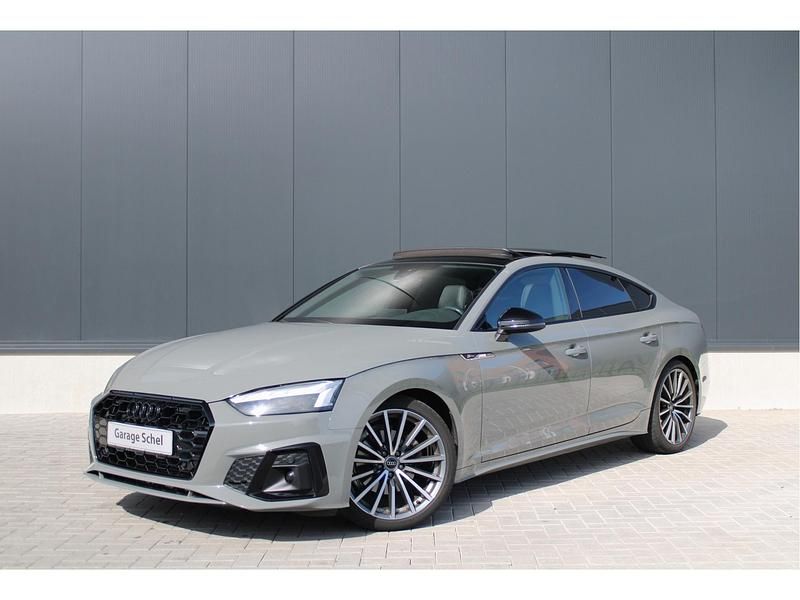 Grijs Gebruikt 2021 Audi A5 Competition Coupé | € 33.950 (Iets duurder) - Afbeelding 1/4