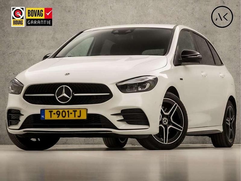 Wit Gebruikt 2020 Mercedes B250e AMG MPV | € 24.945 (Goede deal) - Afbeelding 1/4