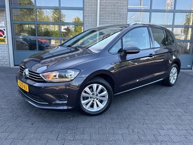 Paars Gebruikt 2016 VW Golf Sportsvan Edition MPV | € 13.450 (Iets duurder) - Afbeelding 1/4