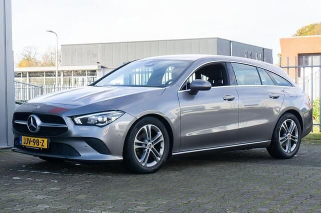 Occasion Mercedes CLA180 Shooting Brake Premium Plus 136 PK (100 kW) 2020 Grijs Stationwagen