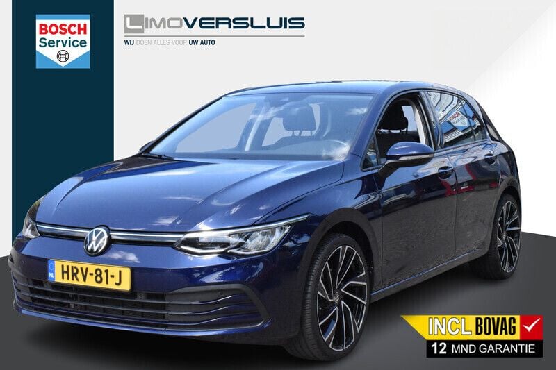 Blauw Gebruikt 2022 VW Golf VIII Life Hatchback | € 22.850 (Goede deal) - Afbeelding 1/4