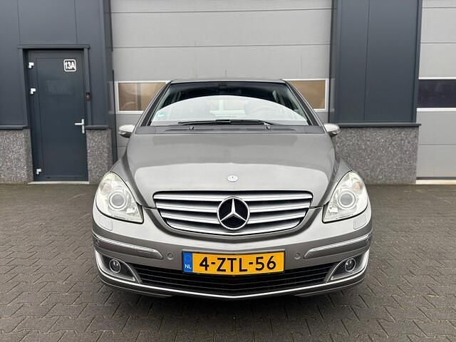 Occasion Mercedes B200 136 PK (100 kW) 2005 Grijs (metallic) MPV